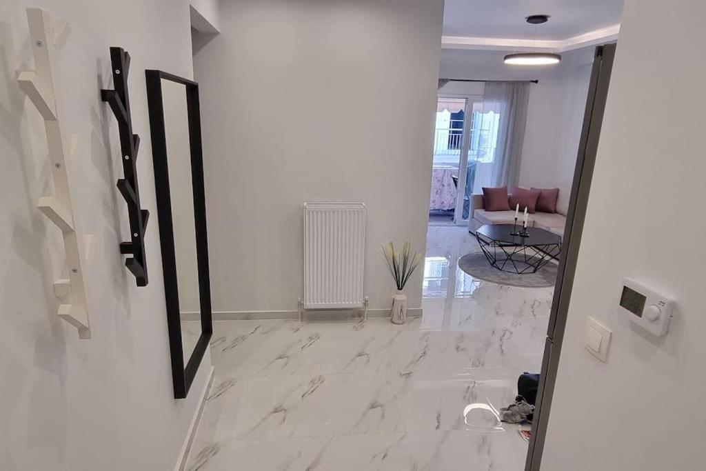 Luxurious Apartment In The Heart Of Thessaloniki Exterior photo